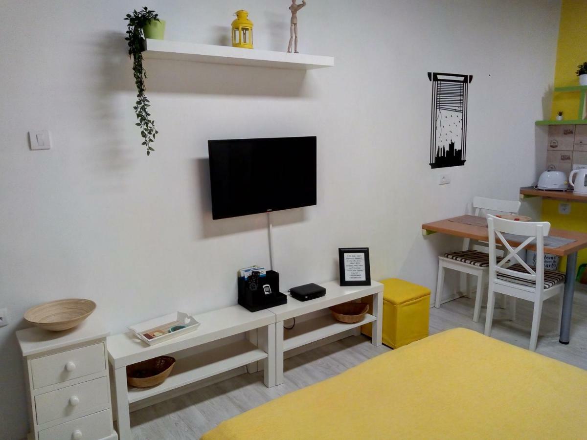 Studio Jolie Apartment Novi Sad Exterior photo